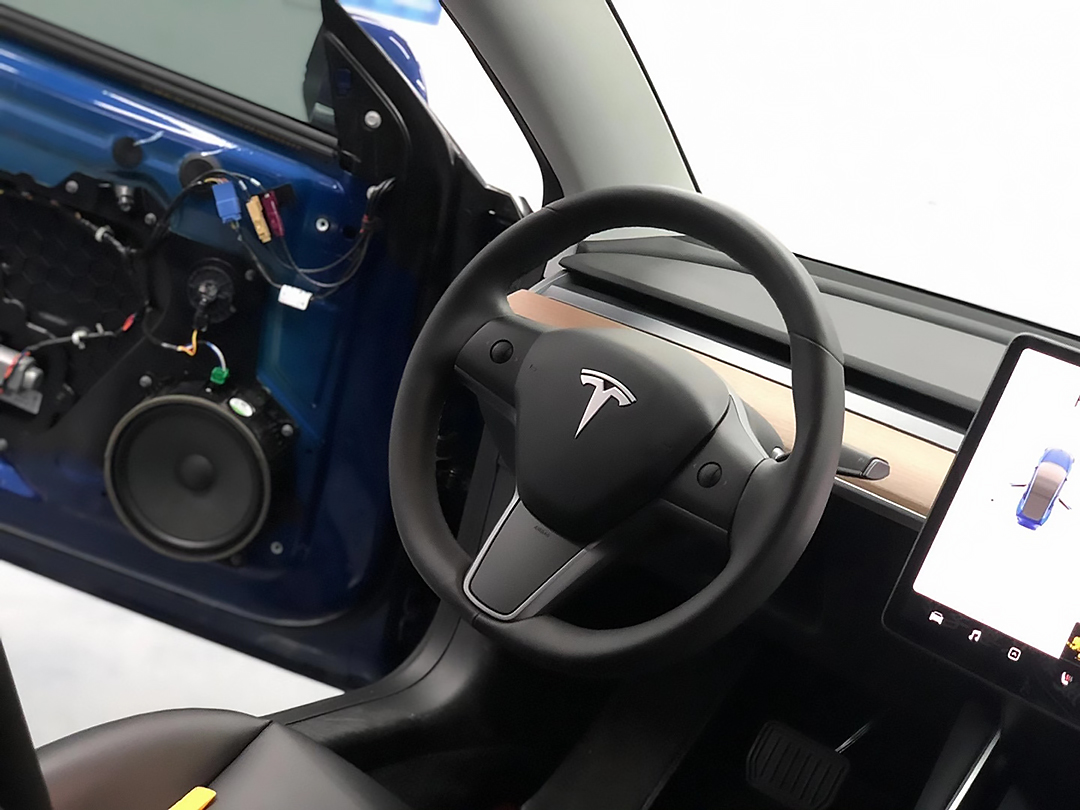 特斯拉model3汽车音响改装 i-sotec艾索特re参考级三分频喇叭 特斯